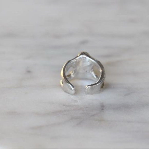 Sterling Silver and Opal Ring - Picture 8 of 11